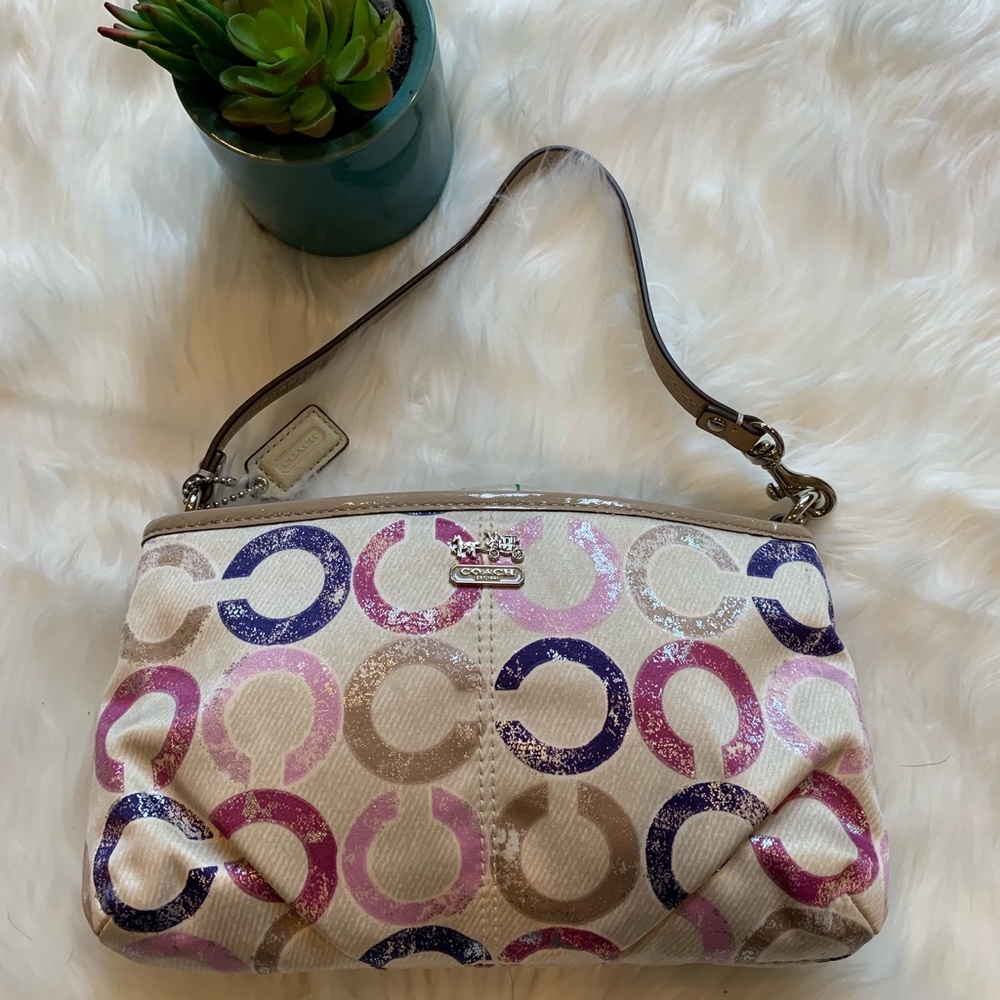 Coach Wristlet/Clutch - Brand New, never used! - Picture 2 of 6